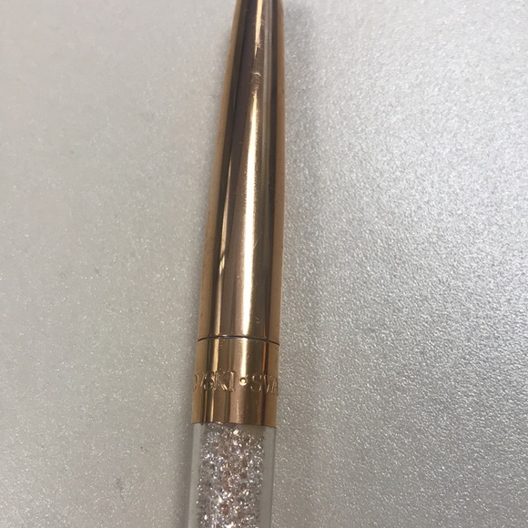 COPY - Swarovski RoseGold Pen - Picture 4 of 5
